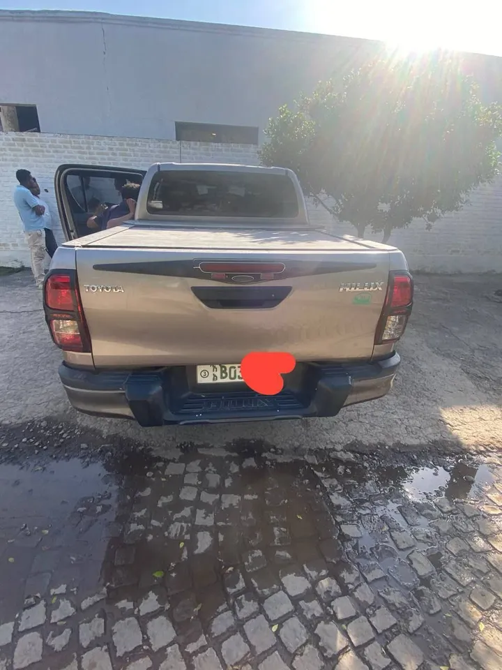 Toyota Hilux Revo Double Cab 2020 – photo 6