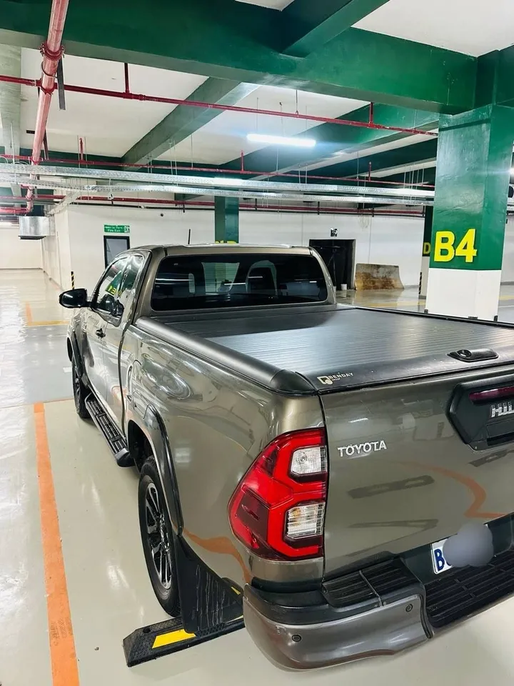 Toyota Hilux Invincible 2021 – photo 5