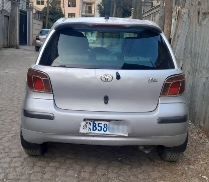Toyota Vitz 2004 Automatic – photo 4