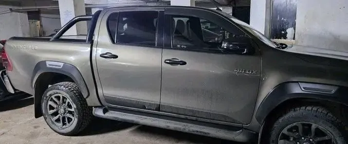 Toyota Hilux Invincible Double Cab 2021 – photo 3