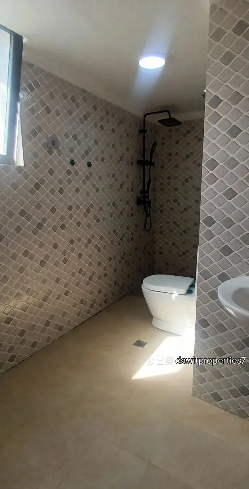 Two Bedroom Condo Ayat Site 4 – photo 8