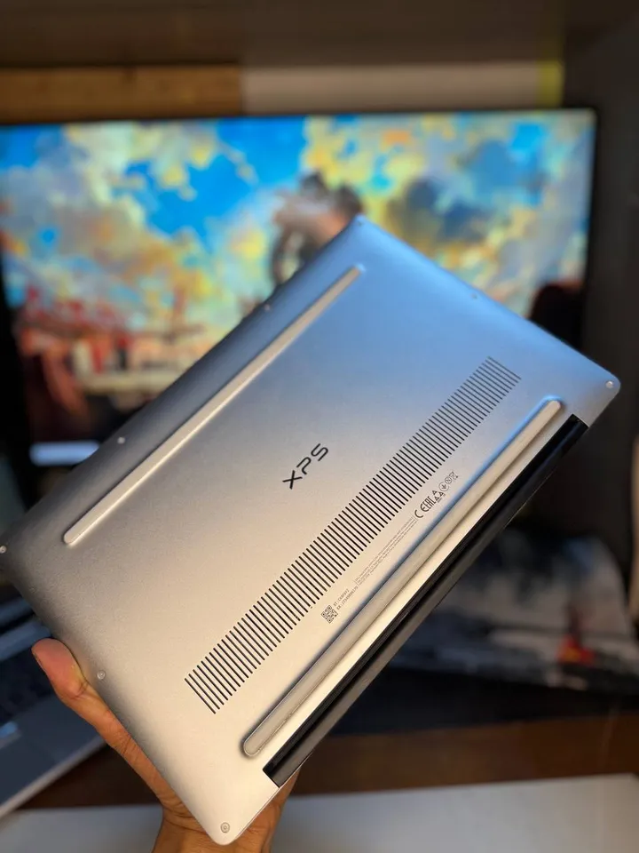 Dell XPS 13 8th Gen Laptop – photo 3