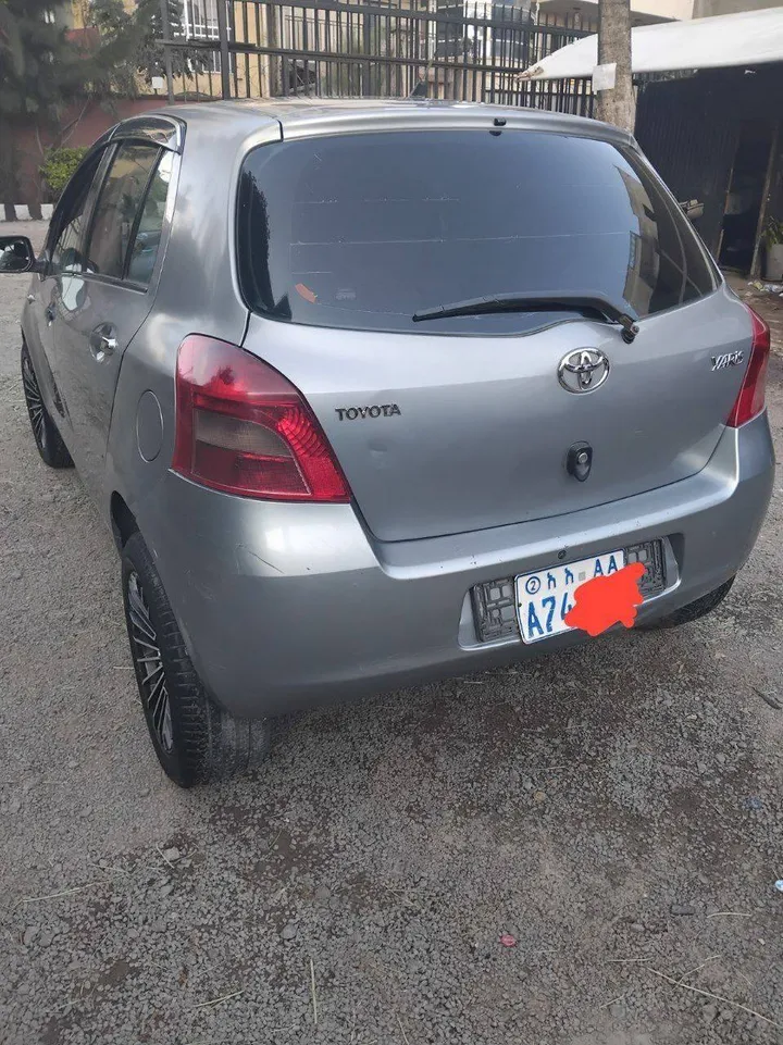 Toyota Compact Yaris 2007 Manual – photo 6