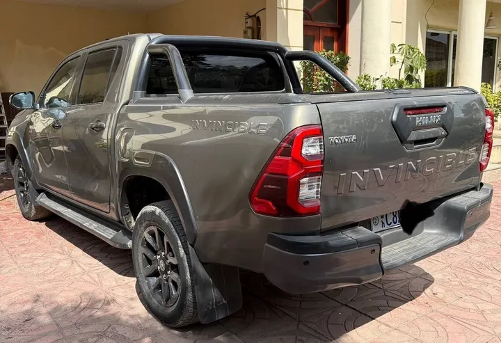 Toyota Hilux Invincible Double Cab 2021 – photo 4