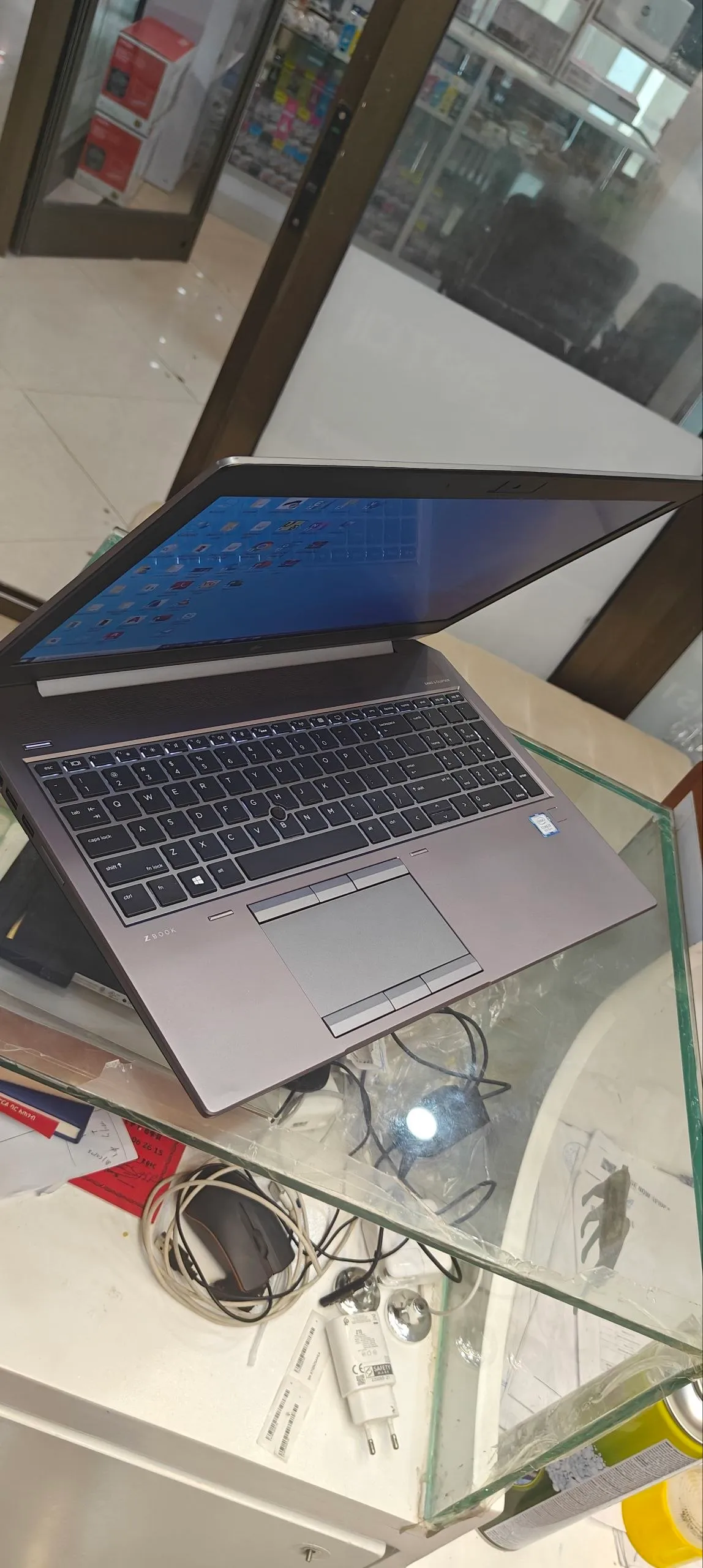 HP Zbook 15 G5 Laptop – photo 4