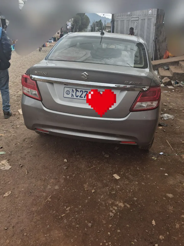 Suzuki Dzire 2022 Automatic – photo 3