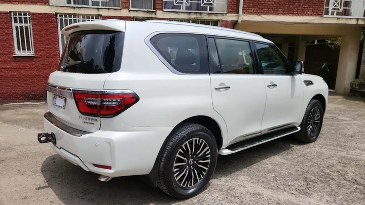 Nissan Patrol Nismo SUV 2017 – photo 7