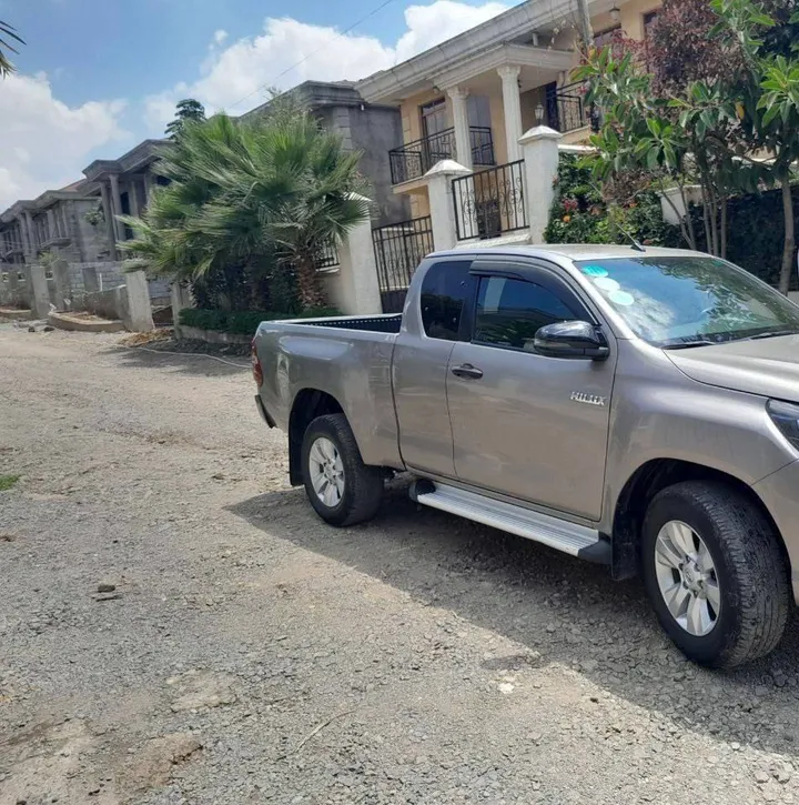 Toyota Hilux King Cab 2018 – photo 3