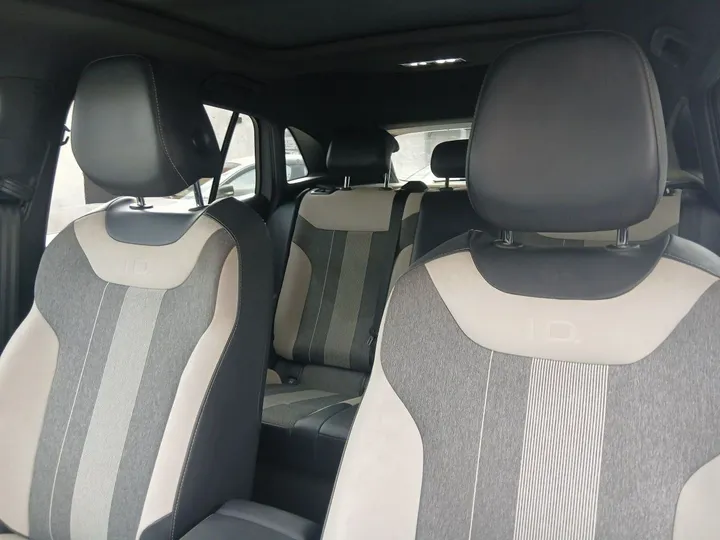 Volkswagen ID.4 Pro+ Electric SUV – photo 3