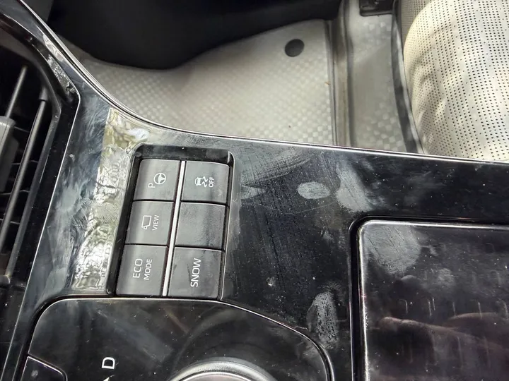 Toyota BZ4X EV 4WD Ultra 2023 – photo 4