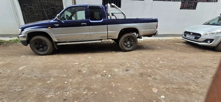 Toyota Hilux 2002 Manual D-4D – photo 3