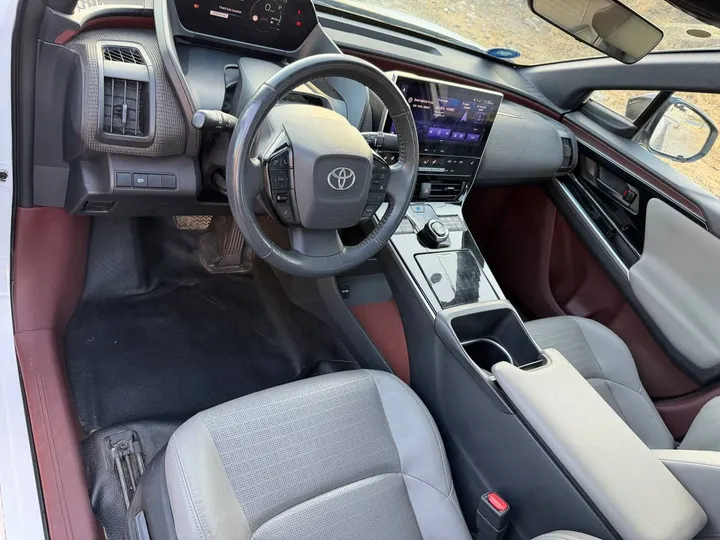 Toyota Bz 4X 2023 Electric SUV – photo 6