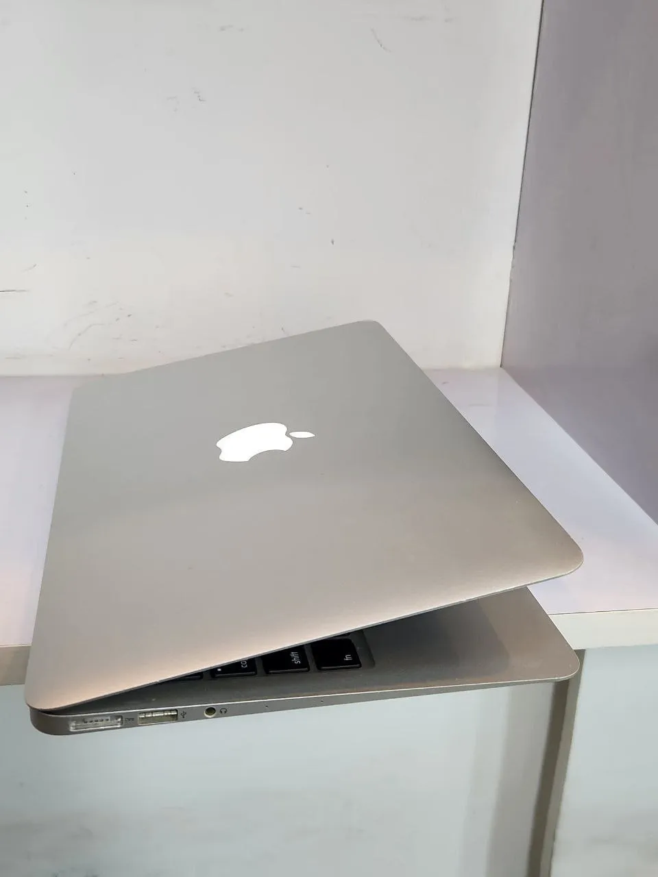 MacBook Air Intel Core i5 2015 – photo 3