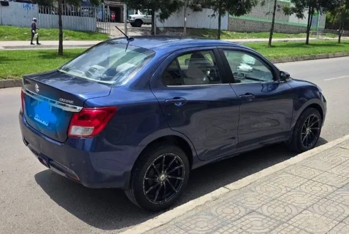 Suzuki Dzire 2021 Automatic – photo 4