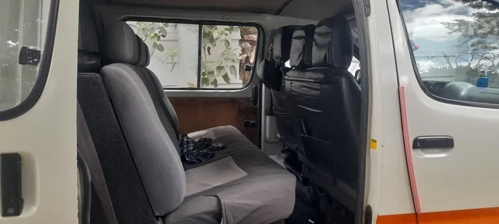 Toyota D4D Van 2003 Manual – photo 7