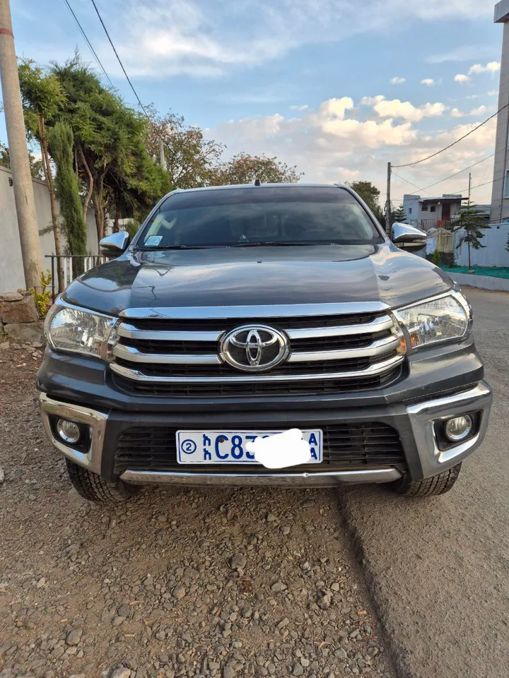 Toyota Hilux 2018 – photo 5