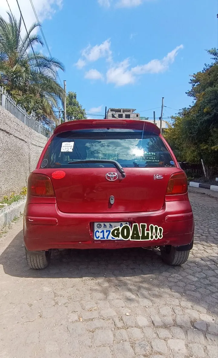 Toyota Vitz 2004 Automatic – photo 3