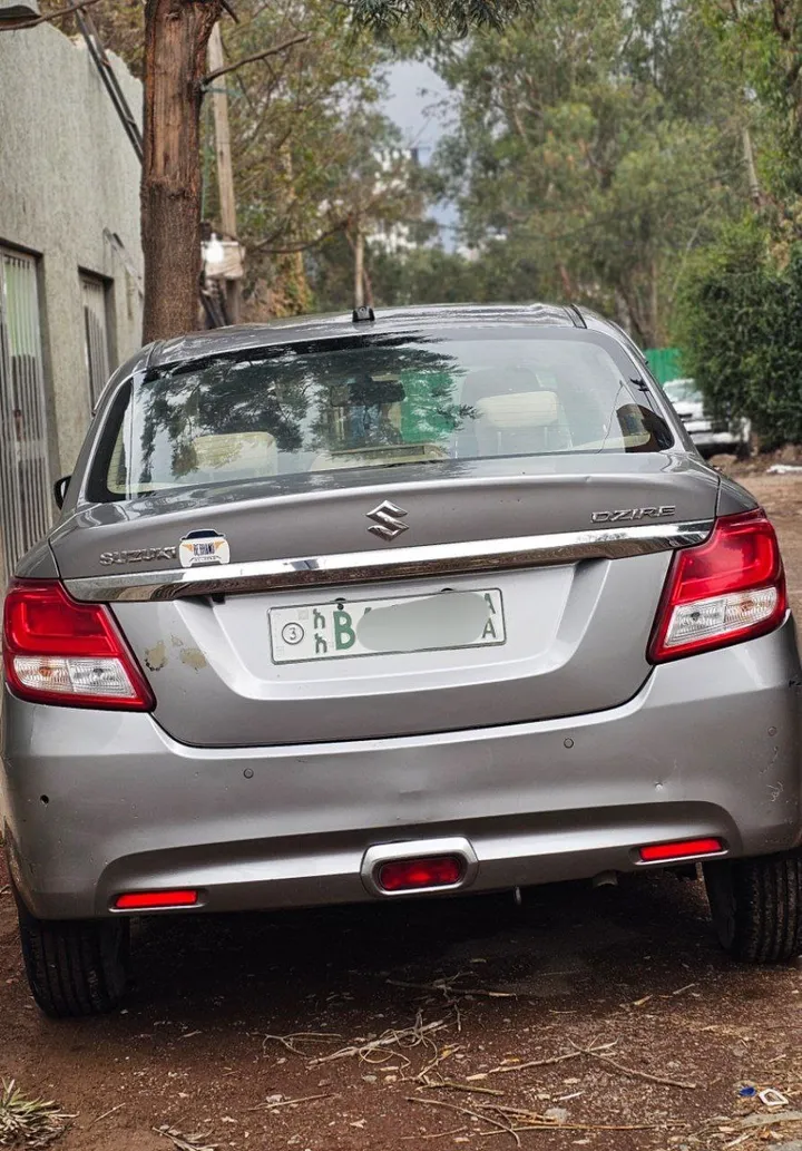 Suzuki Dzire 2022 Automatic – photo 10