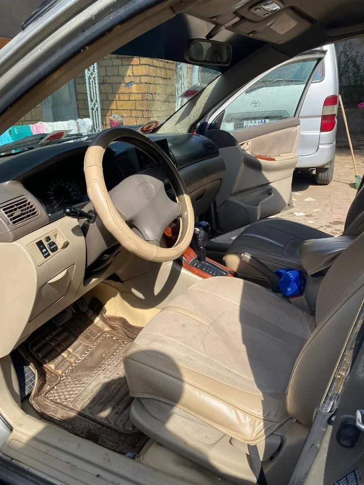 Toyota Corolla 2004 Automatic – photo 6
