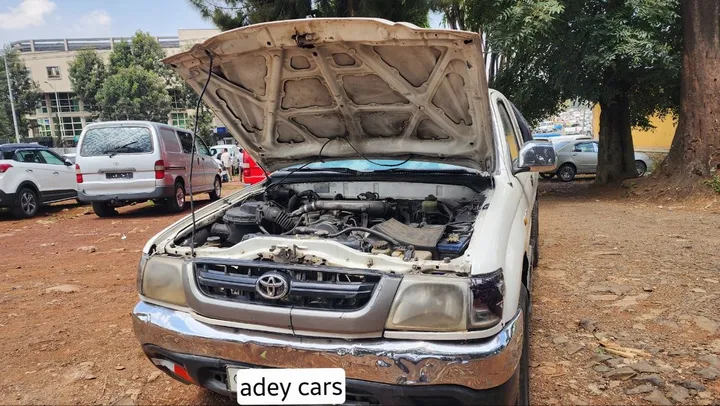 Toyota Hilux 2001 Pickup – photo 4