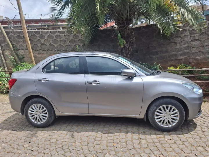 Suzuki Dzire 2023 Full Option – photo 4