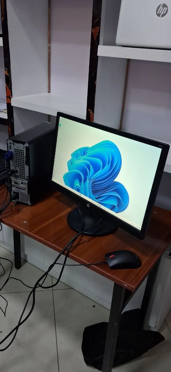 HP ProDesk 400 G5 Desktop – photo 4