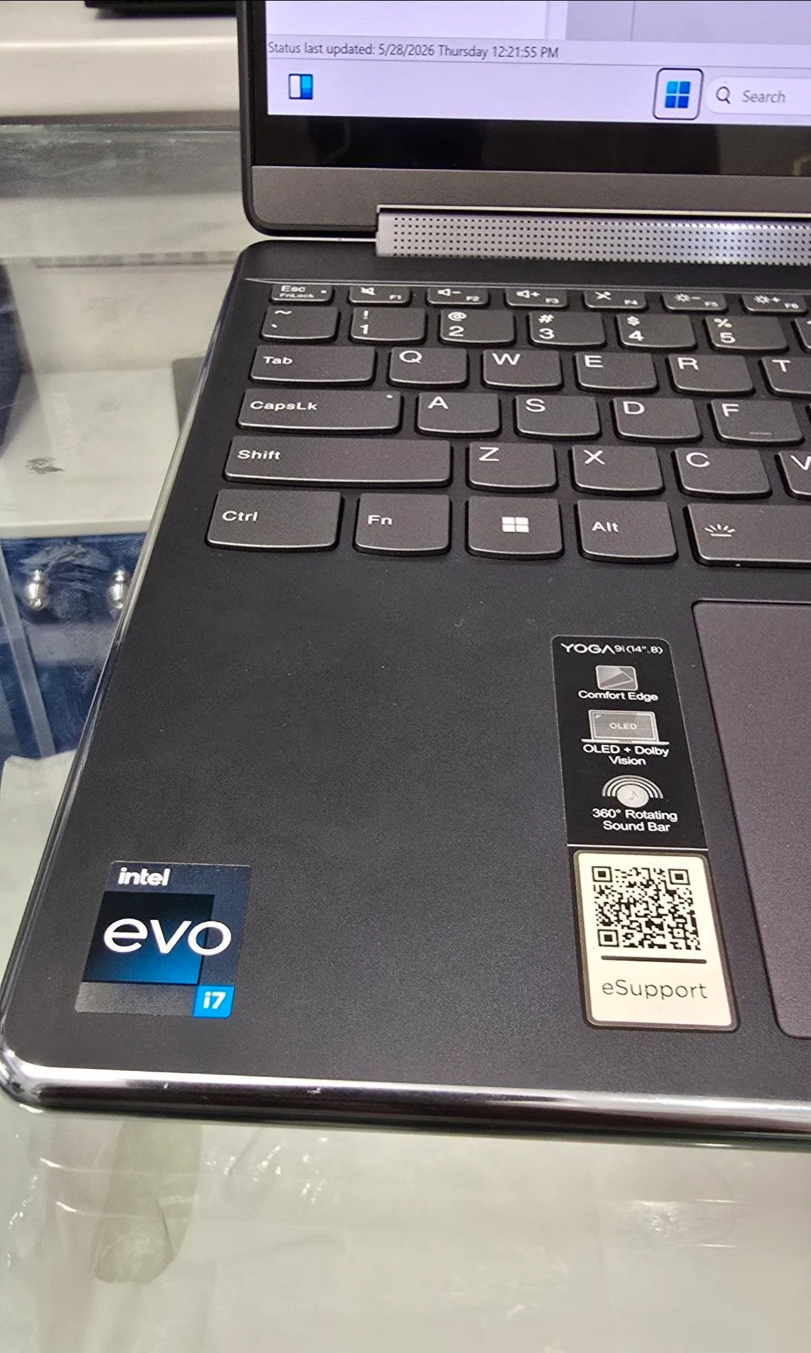 Lenovo Yoga 9i 14" 2-in-1 Laptop – photo 3