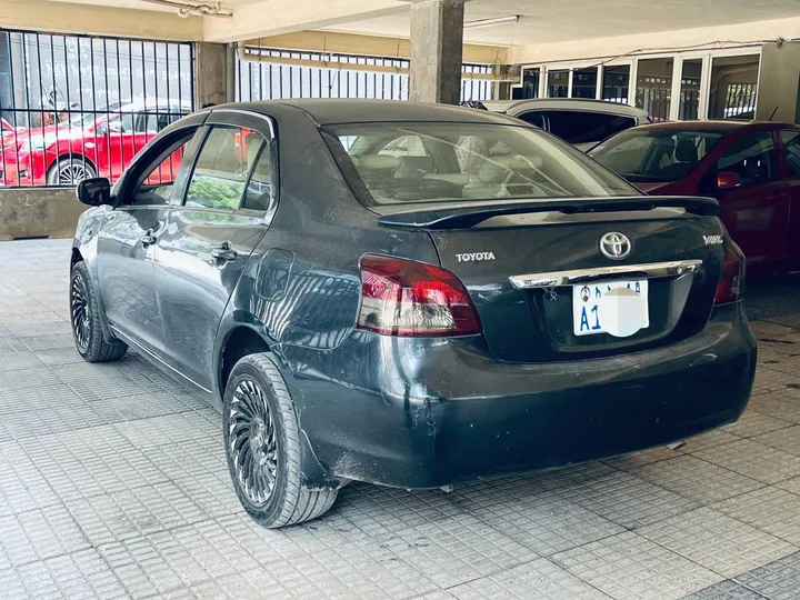 Toyota Yaris Sedan 2008 Automatic – photo 4