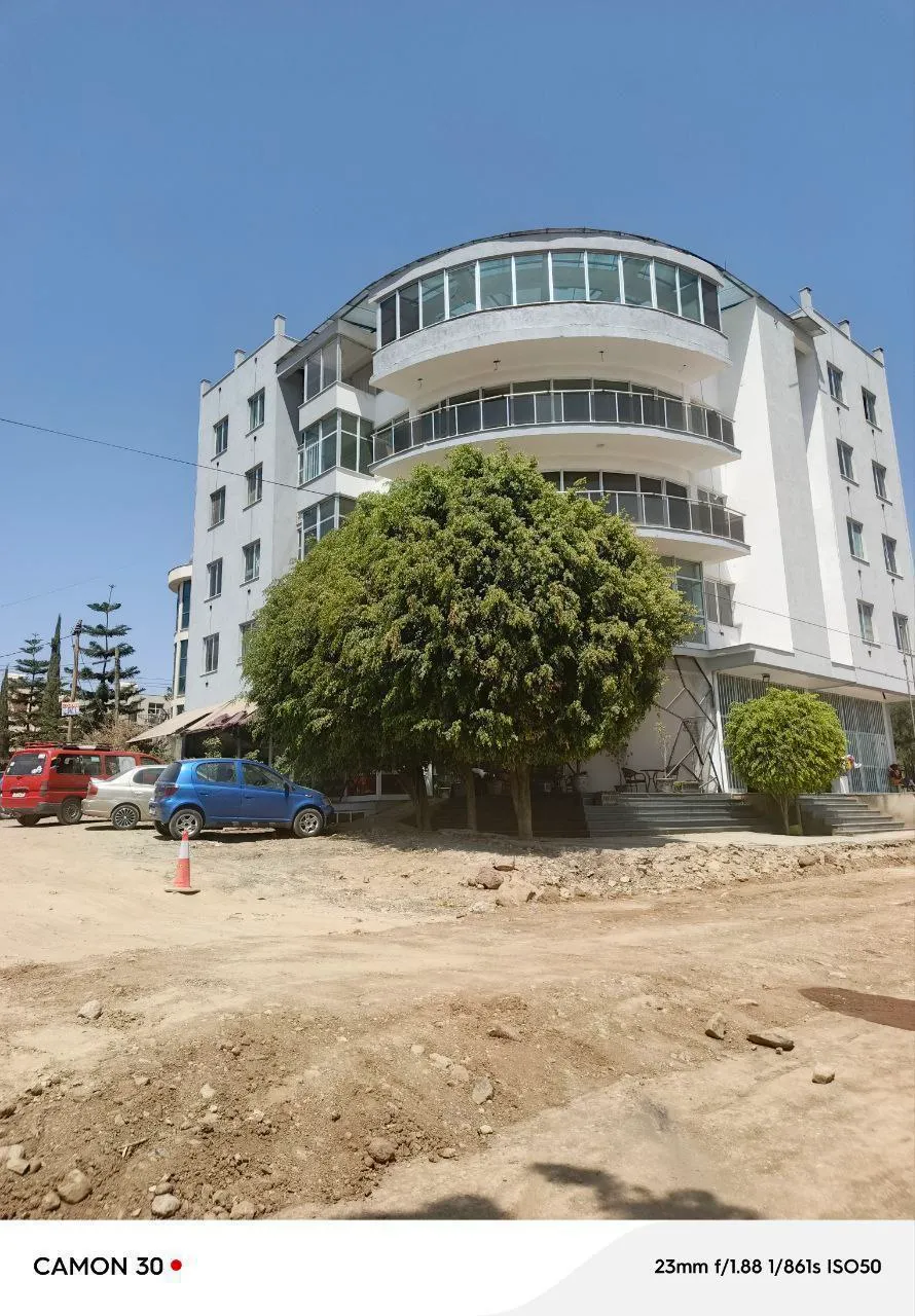 Full Building for Sale Summit Area – photo 4