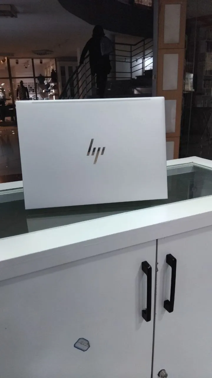 HP EliteBook 840 G9 i5 Laptop – photo 3
