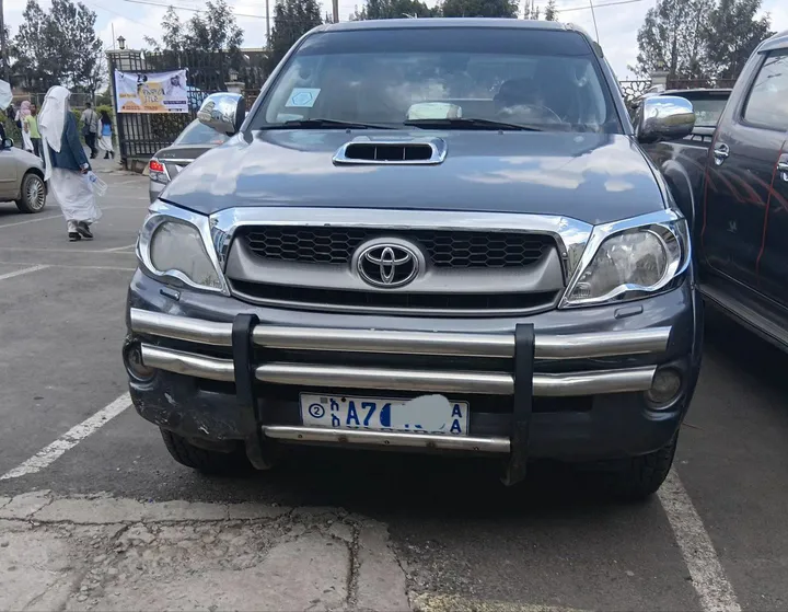 Toyota Hilux Pickup 2011 – photo 5