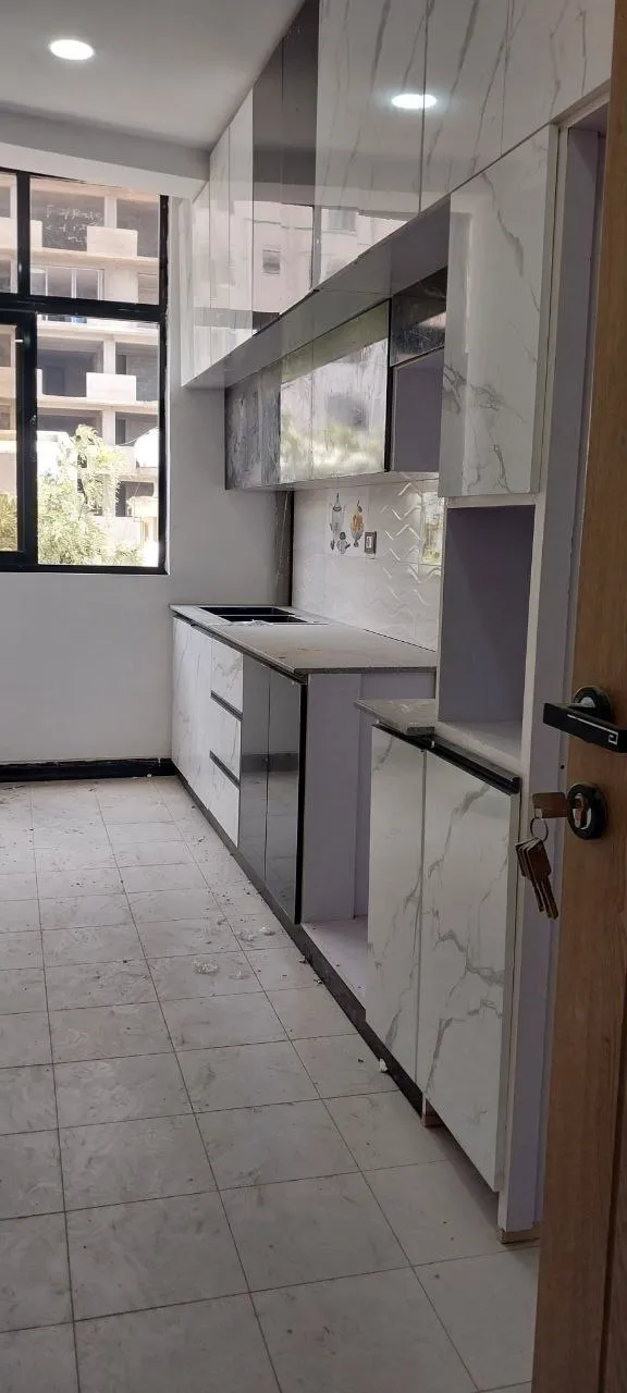 3 Bedroom Apartment in Summit 72 – photo 5
