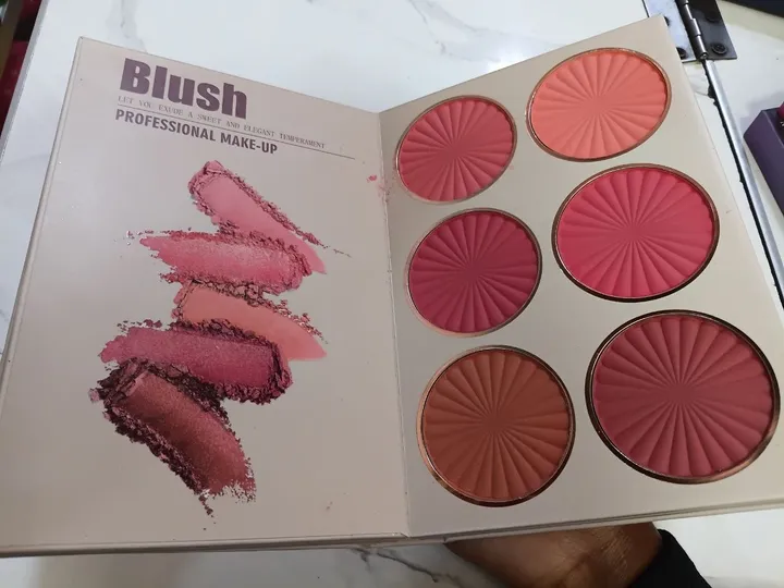 All in One Makeup Palette – photo 3