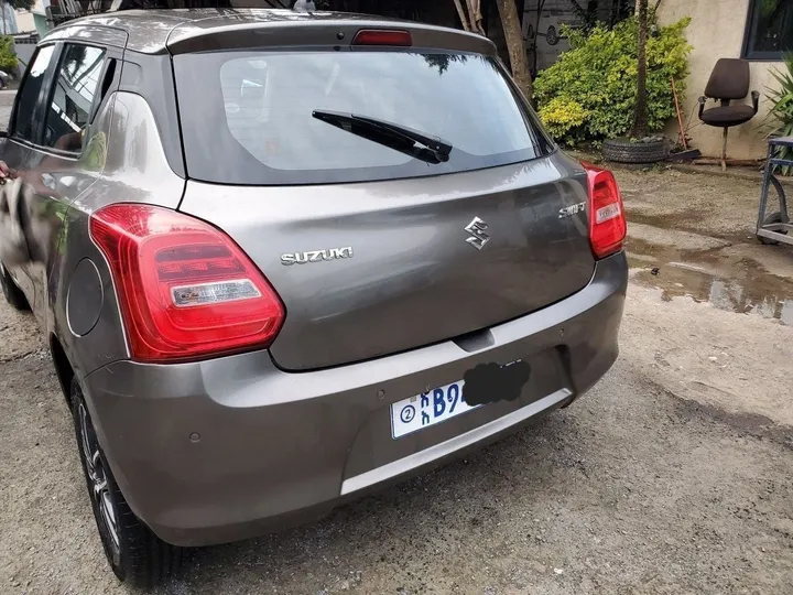 Suzuki Swift 2021 1.2L Automatic – photo 3