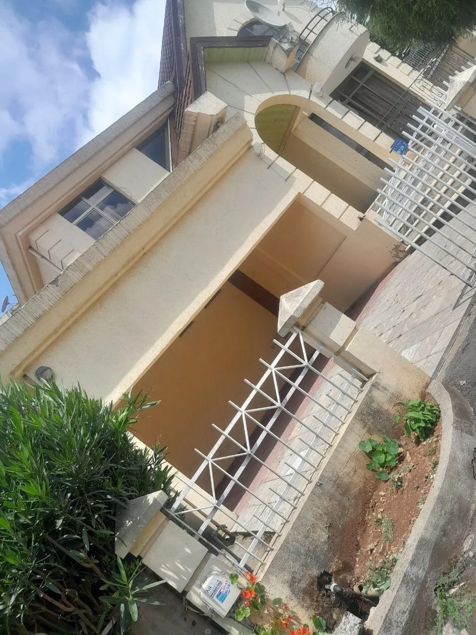 5 Bedroom B+G+1 House Gift Compound – photo 6