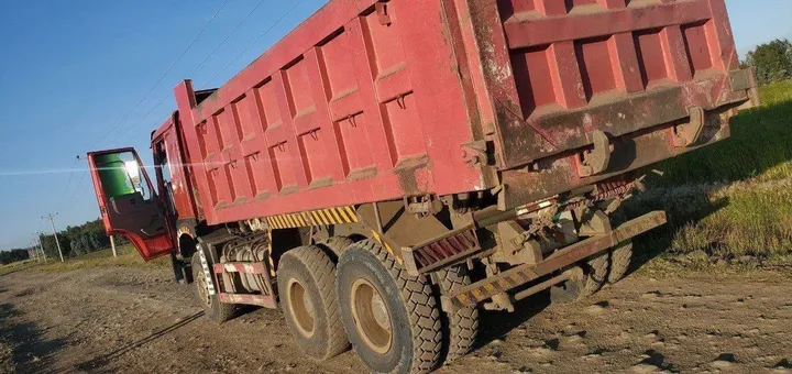 Sino Truck Dump Truck 2017 – photo 4