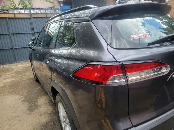 Toyota Corolla Cross Hybrid 2023 – photo 3