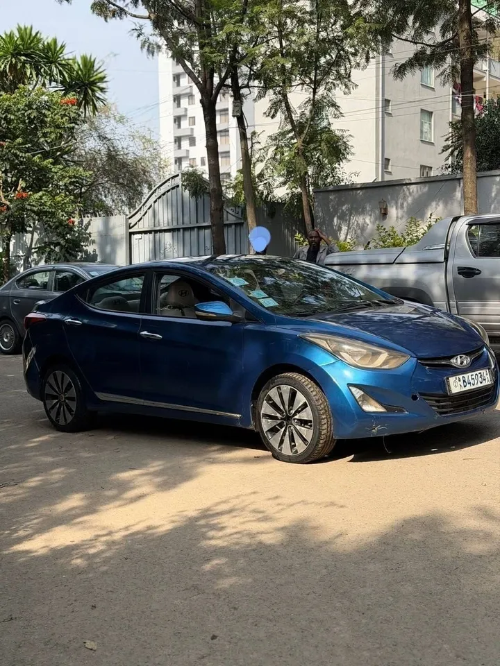 Hyundai Avante 2016 Automatic – photo 9
