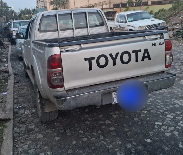 Toyota Hilux Double Cab 2009 – photo 3