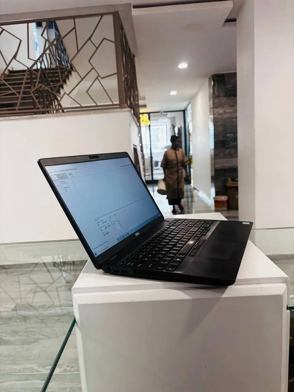 Dell Latitude 5501 Core i5 – photo 3