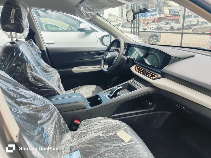 2026 Dongfeng E70 Pro EV Sedan – photo 6