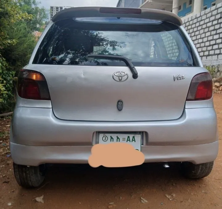 Toyota Vitz 2001 Automatic – photo 4