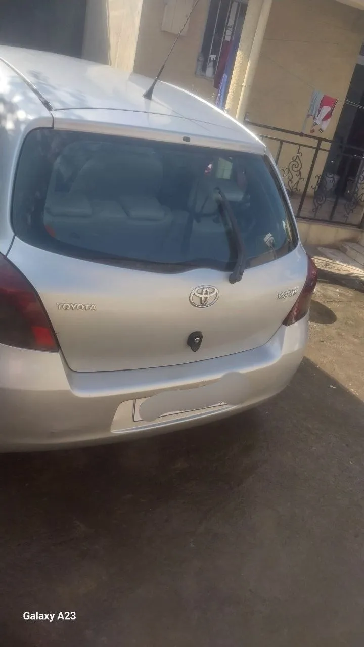 Toyota Yaris Compact 2006 Manual – photo 4
