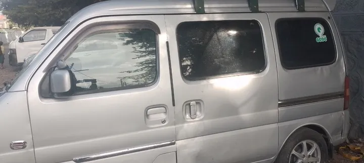 Suzuki Every 2005 Automatic Van – photo 3