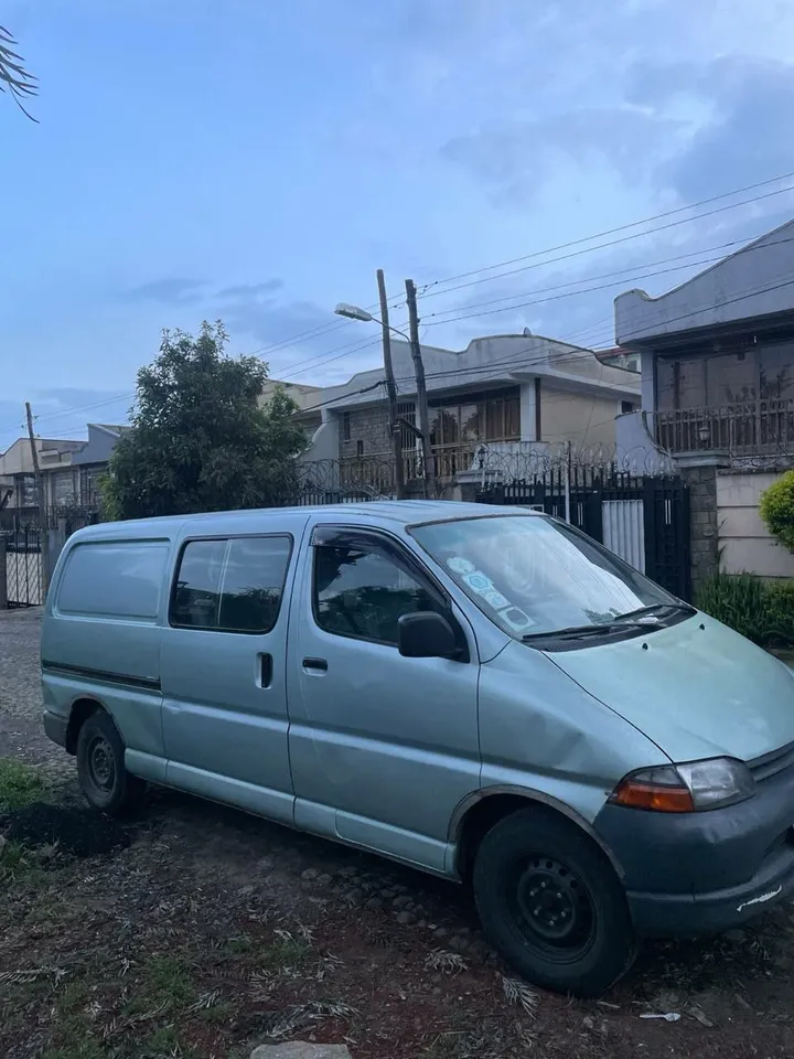 Toyota Dolphin Factory Van 1998 – photo 4