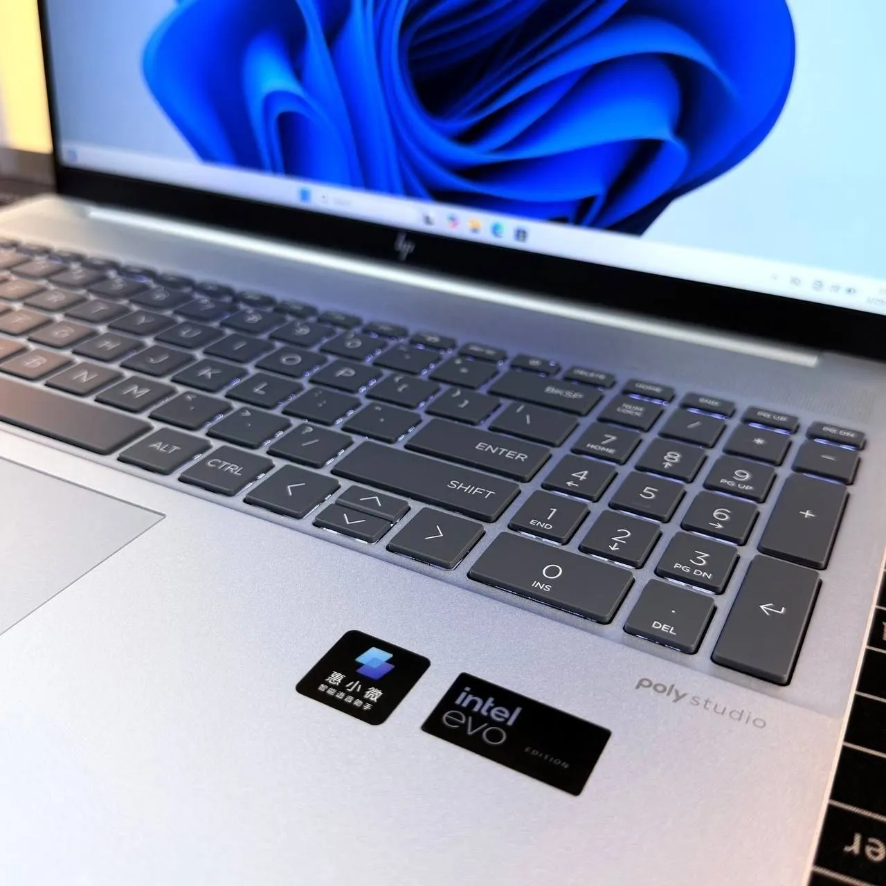 HP Pavilion Plus Ultra 7 32GB – photo 3