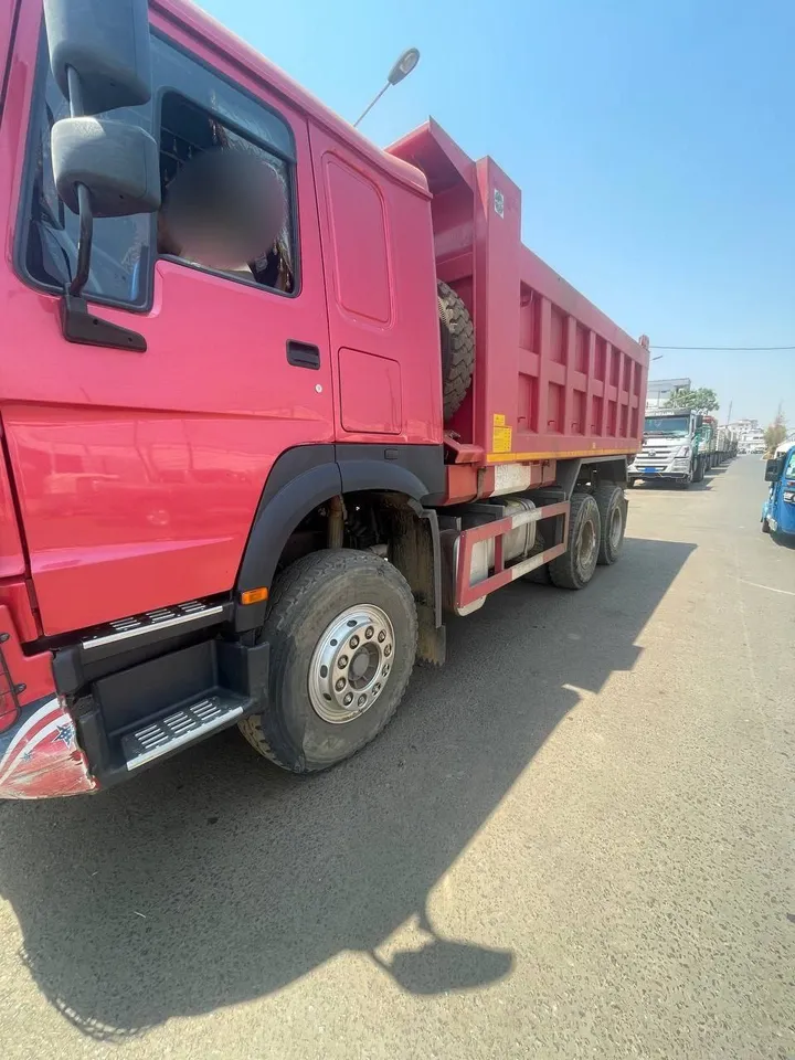 Sinotruk Dump Truck 340HP 2025 – photo 3