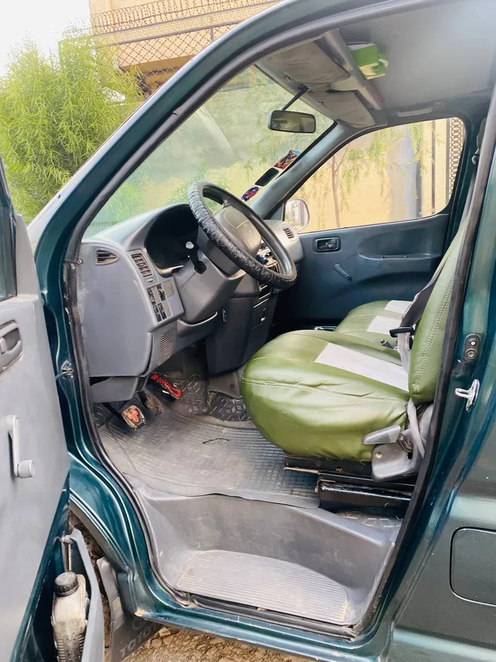 Toyota Hiace 2L 2000 Model – photo 6