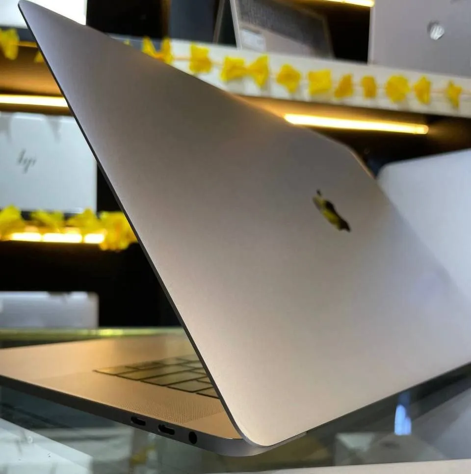 Apple MacBook Pro 2019 i9 64GB – photo 4