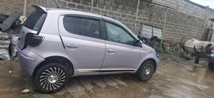 Toyota Vitz 2004 Automatic – photo 3